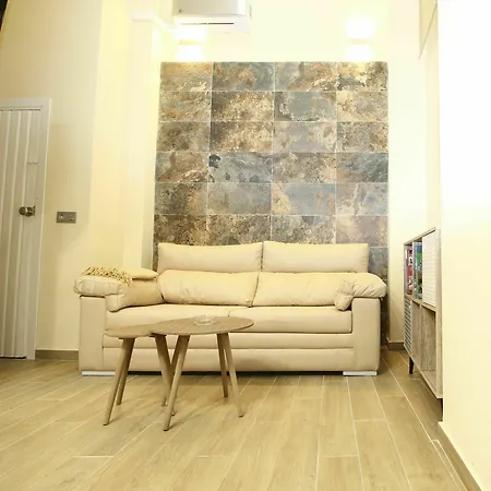 Deluxe In La Giralda Appartement *